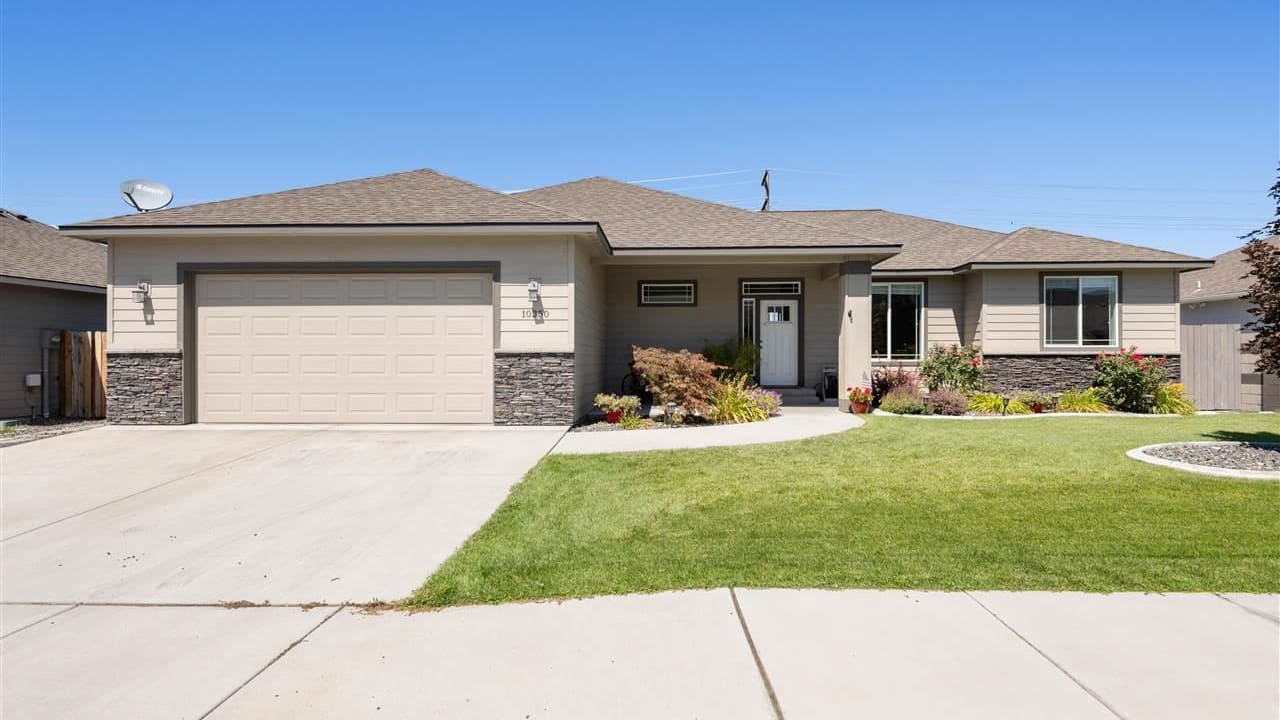 10350 W 16th Pl, Kennewick WA 99338