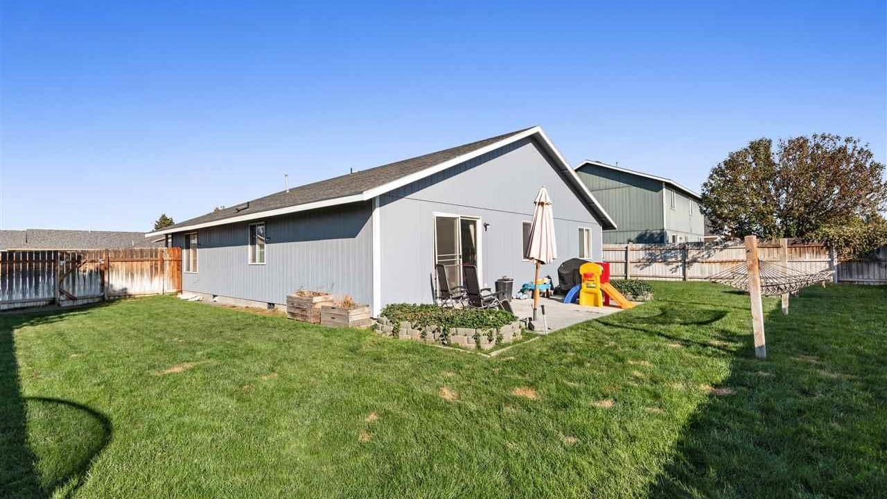 7704 Bonilla Drive, Pasco WA 99301