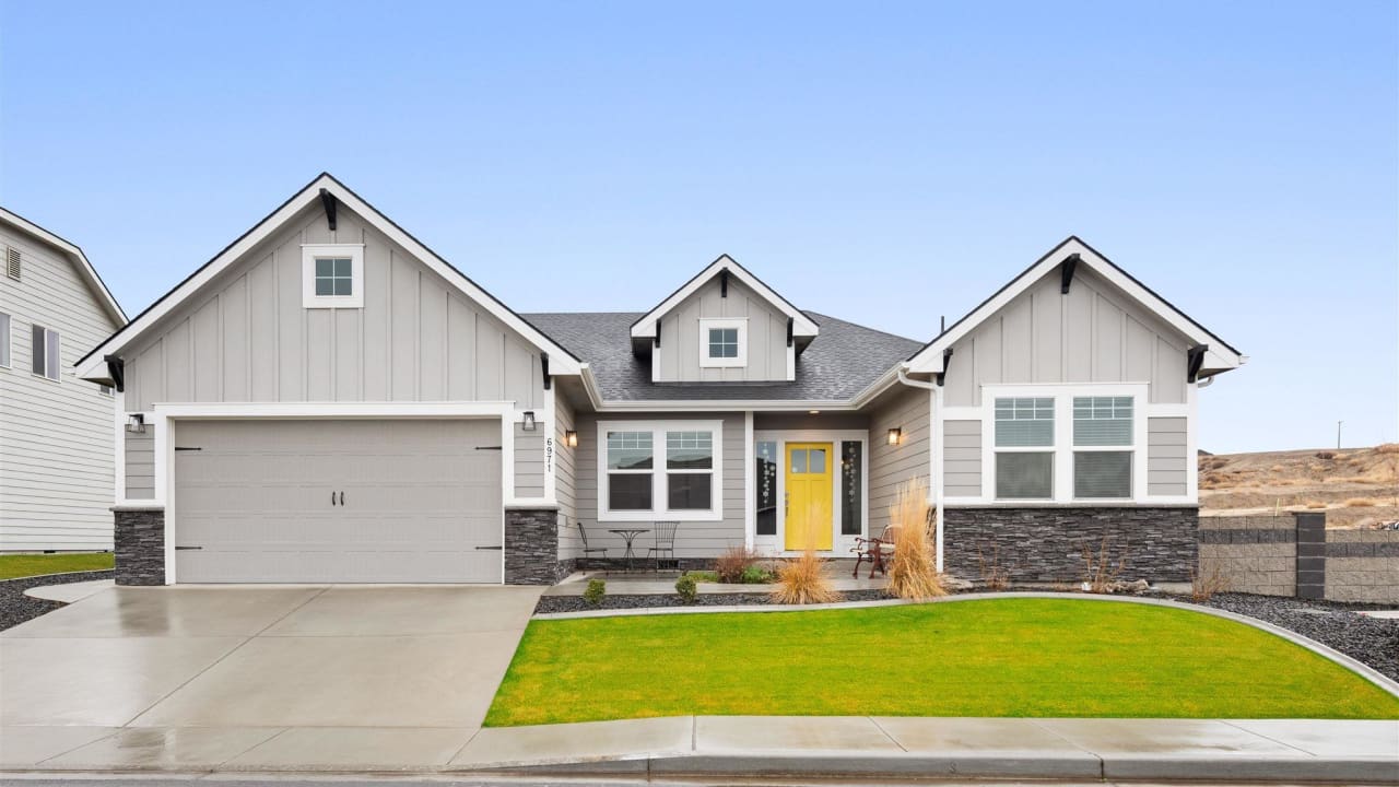 4155 Barbera, Richland WA 99352