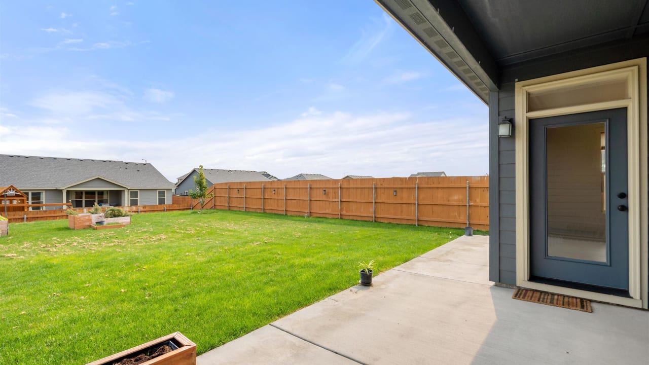 4005 Charleston Lane, Pasco WA 99301