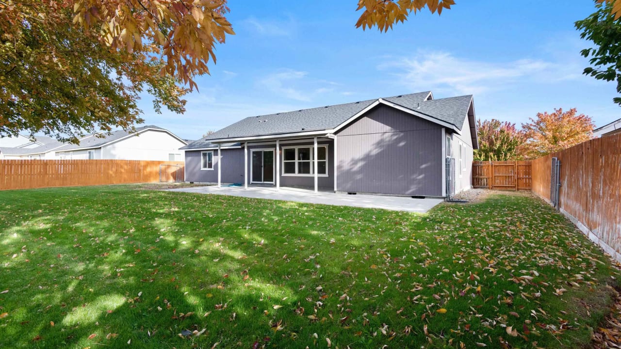 5187 Chris St, West Richland WA 99353