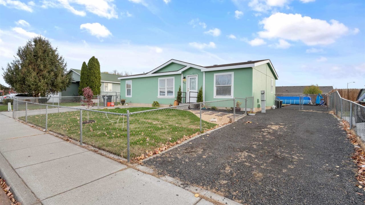 415 N Cedar, Pasco WA 99301