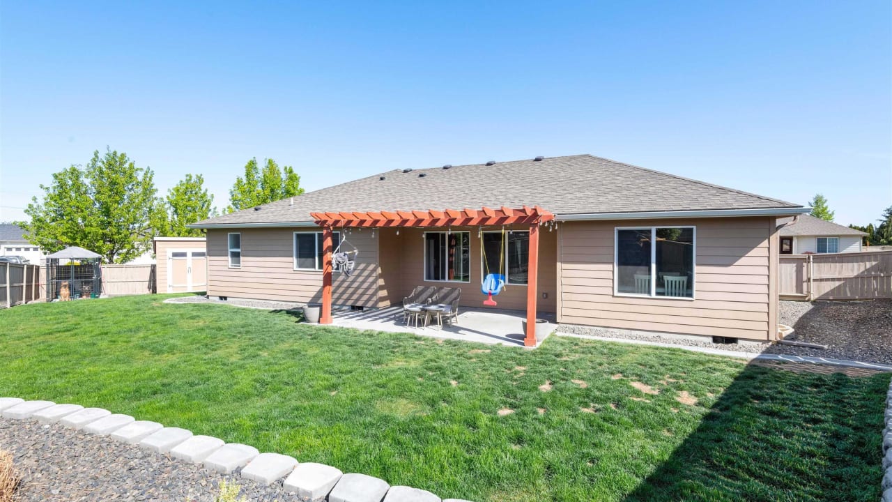 5813 W 19th Avenue, Kennewick WA 99338