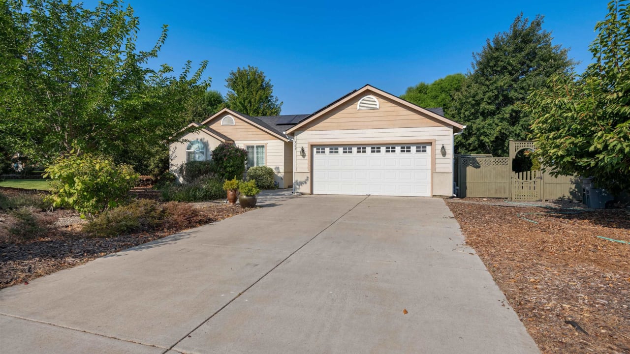 563 Tanglewood Drive, Richland WA 99352