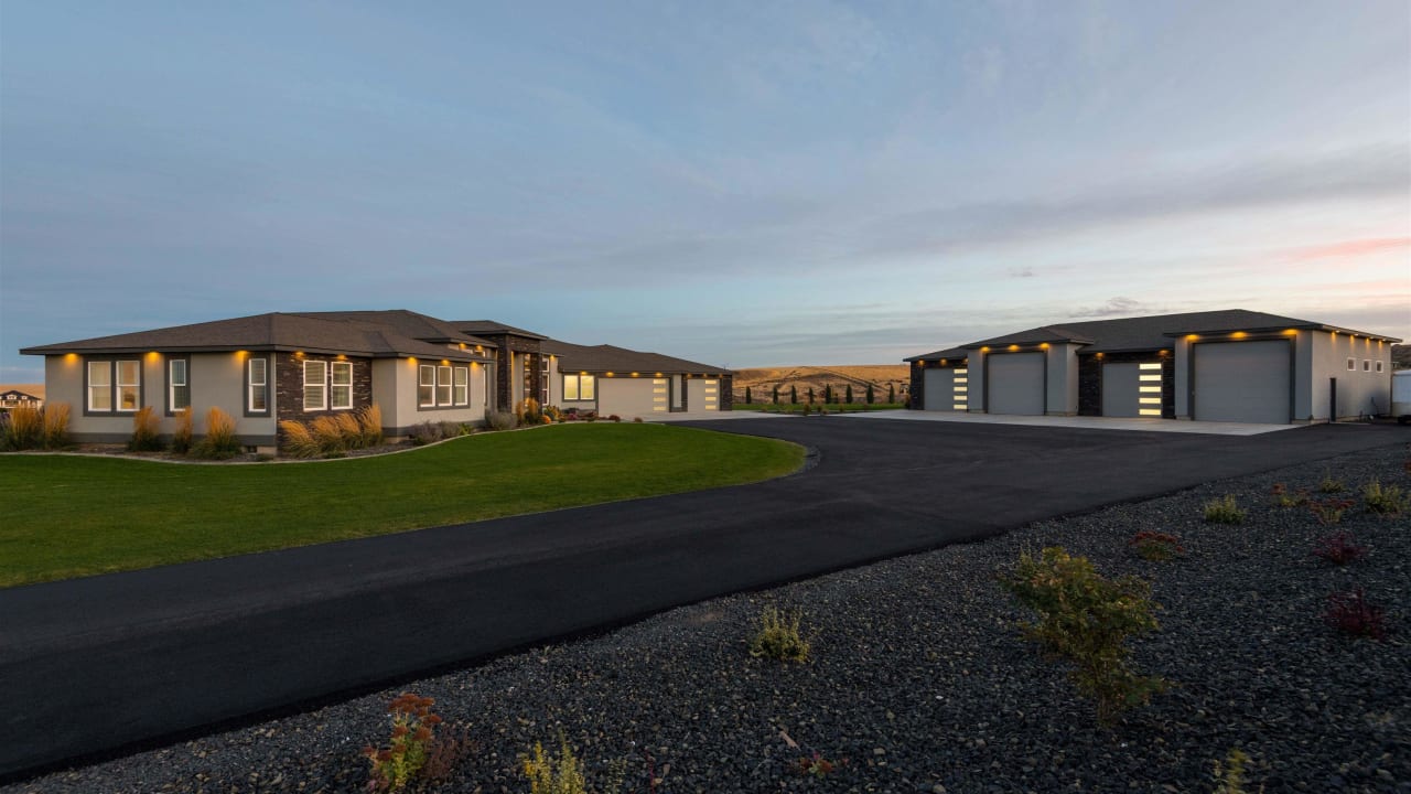 33223 S Clodfelter Road, Kennewick WA 99338