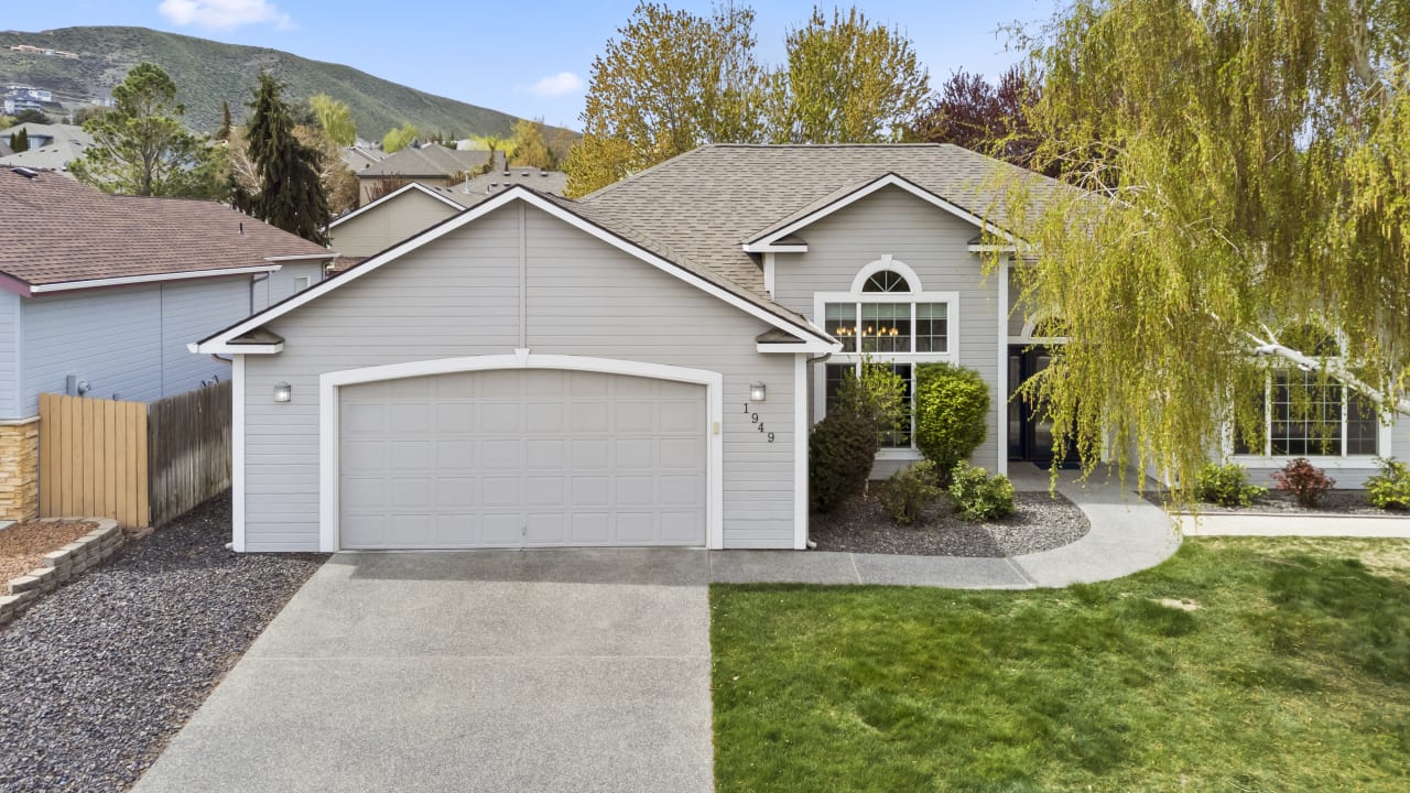 1949 Penny Royal Avenue, Richland WA 99352