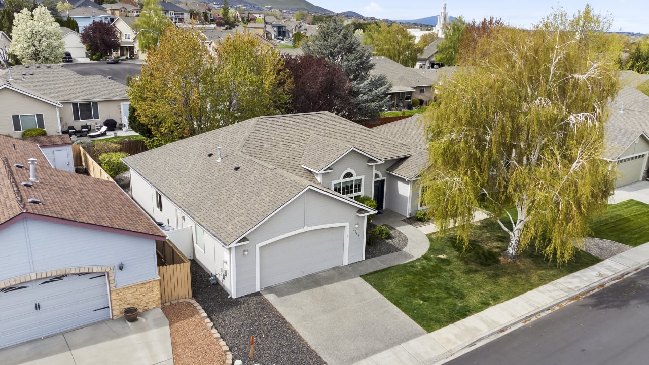 1949 Penny Royal Avenue, Richland WA 99352