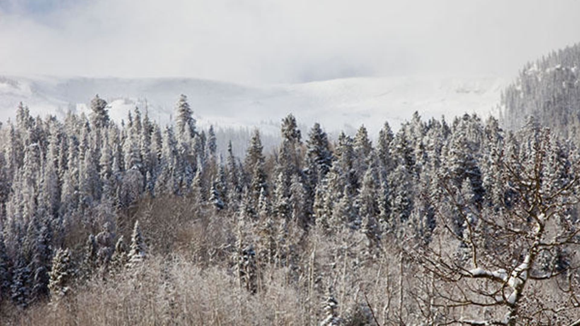 A Moody Winter View of The Cirque