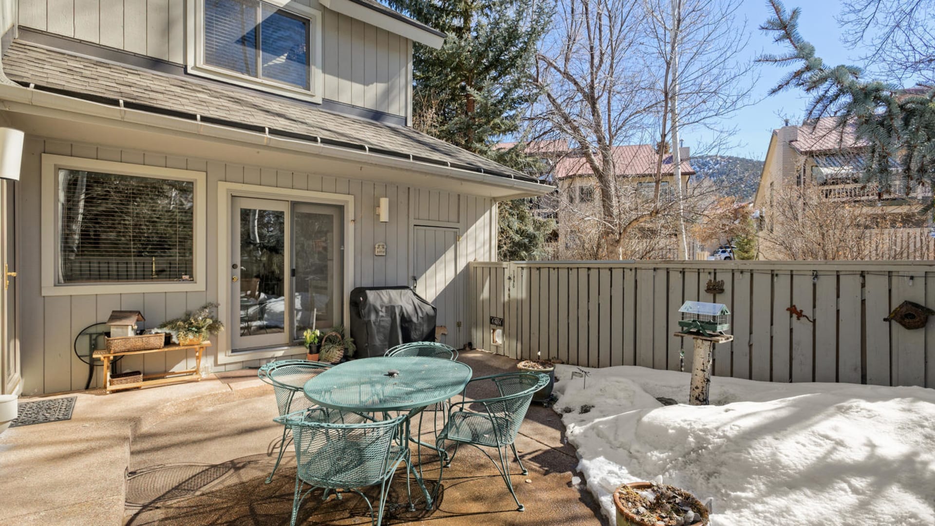 252 Wren Court patio area