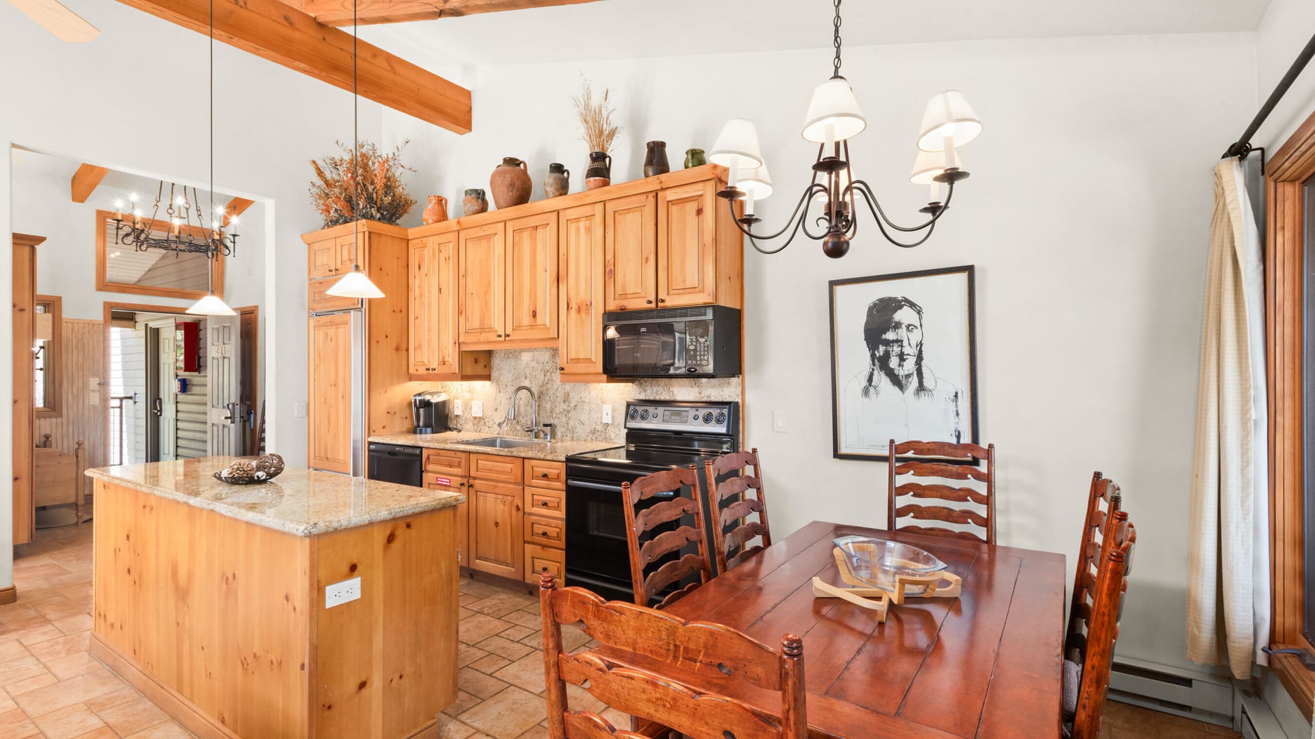 Dining area with extendable table