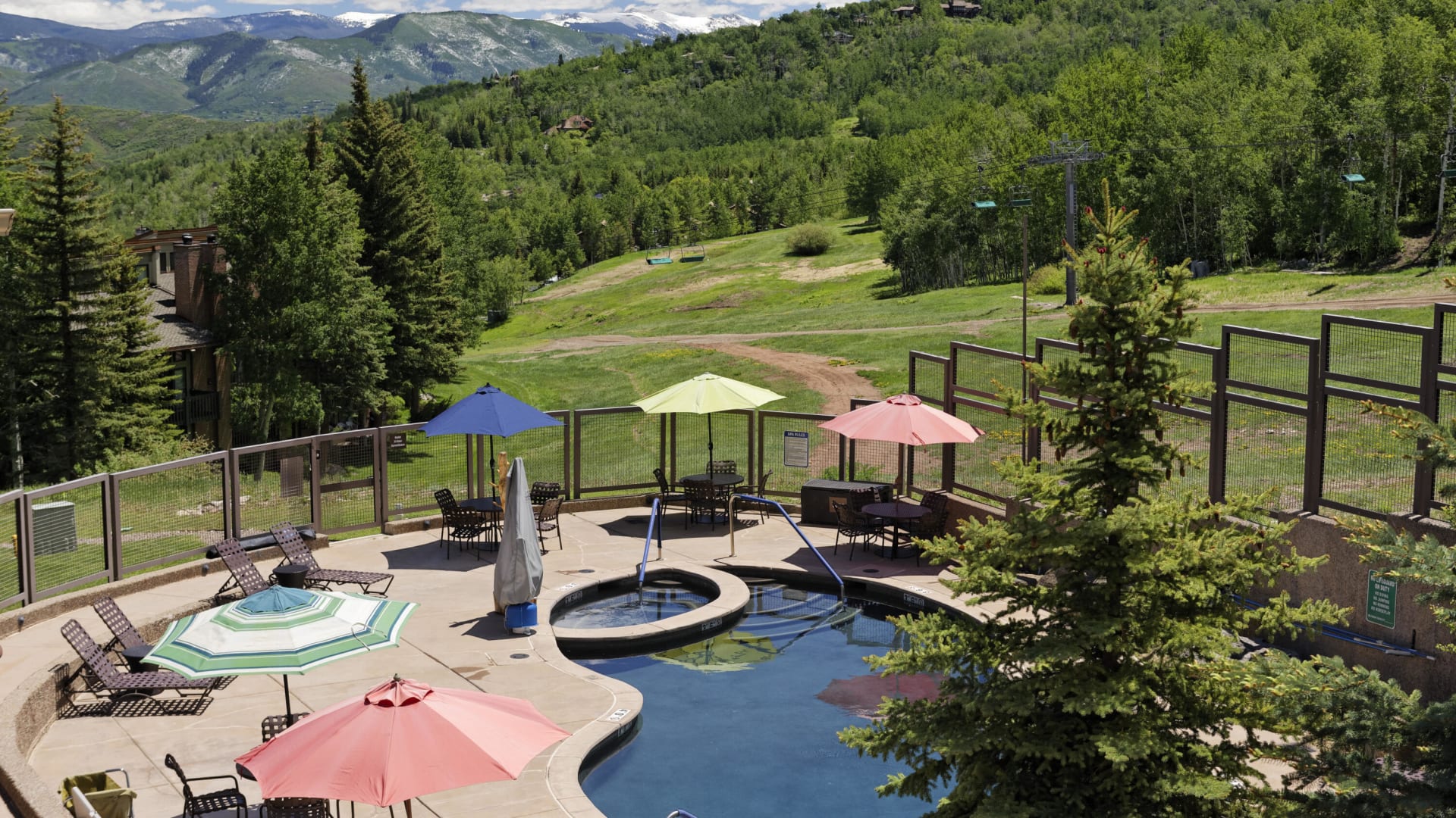 Timberline Slopeside Pool