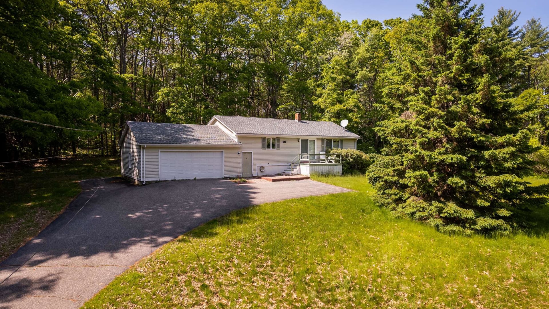 77 Bartlett Road, Kittery, ME 03905