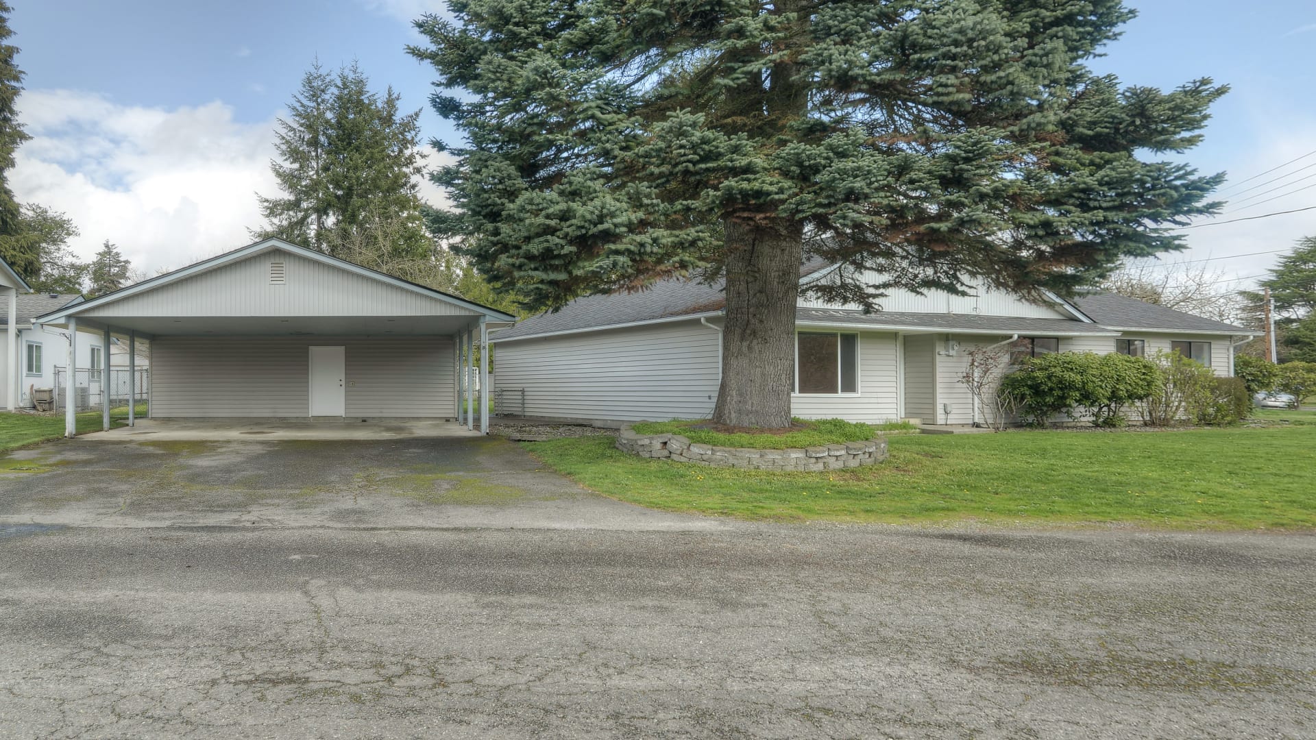 2507 Sharon Street , Centralia, WA 98531