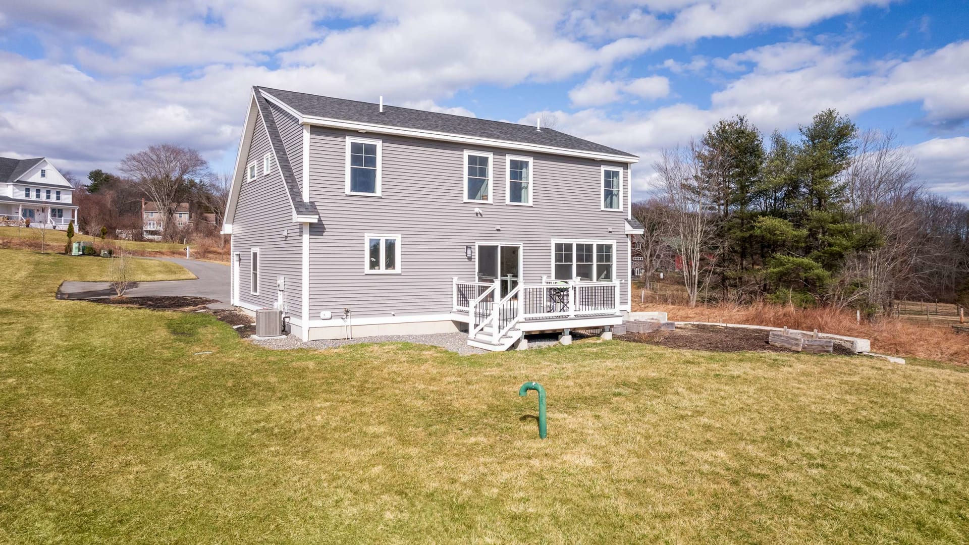 14 Whittaker Drive, Stratham, NH 03885