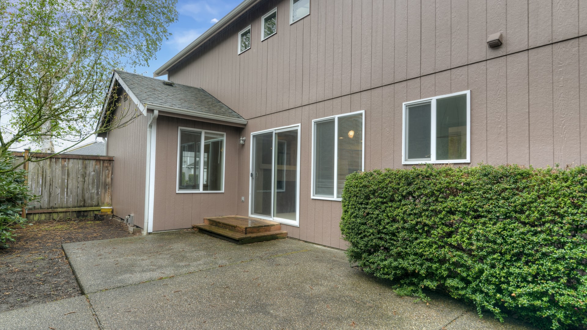 1612 Sundrop Lane SE, Tumwater, WA 98501