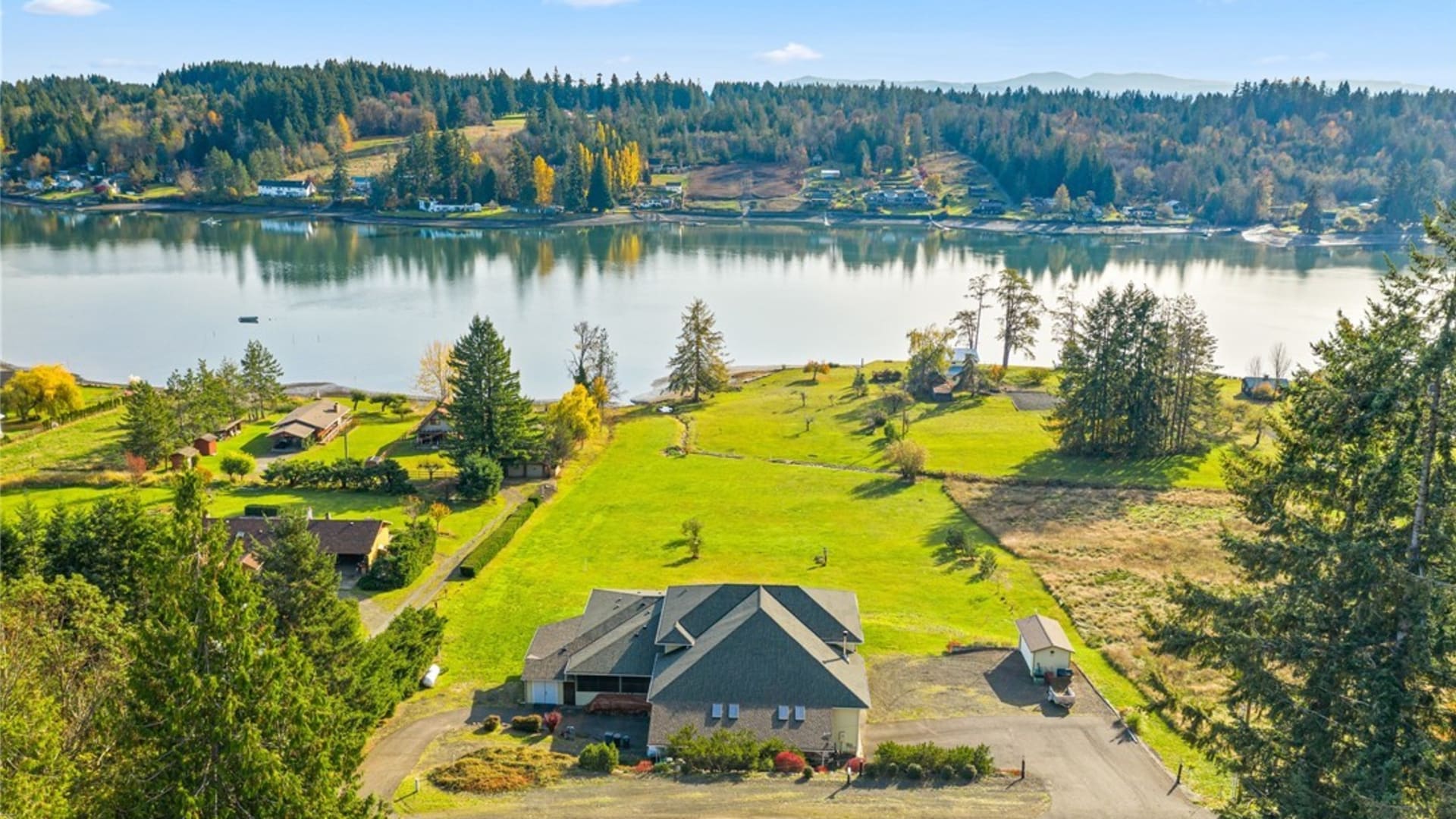 481 E Leeds , Shelton, WA 98584