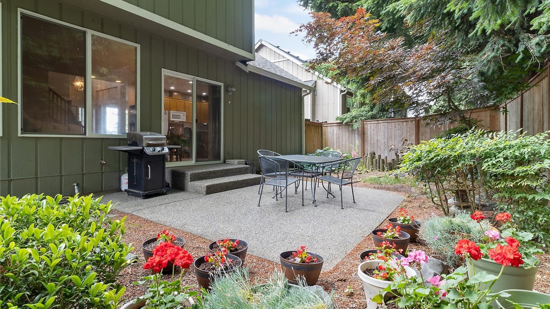 5007 Chambers Creek Loop SE, Olympia, WA 98501