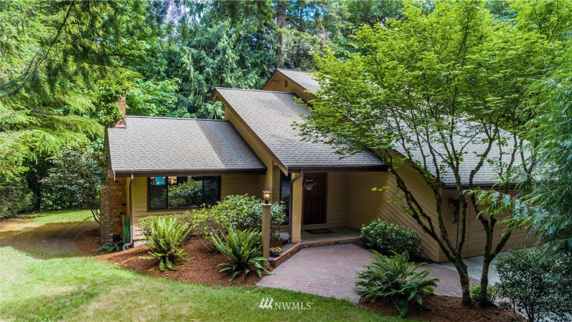 4136 Green Cove Street NW, Olympia, WA 98502