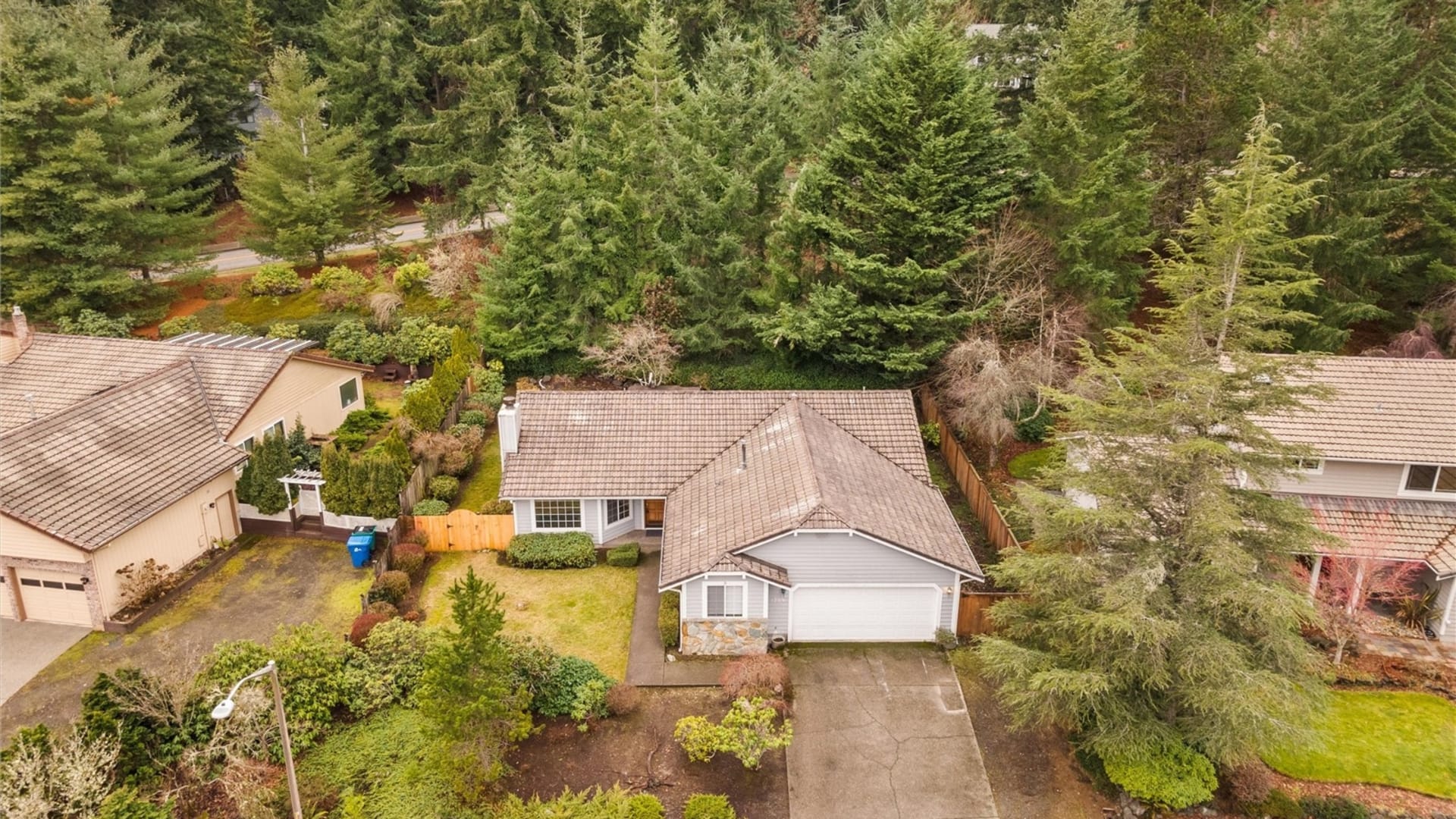 1709 Easthill Place NW, Olympia, WA 98502