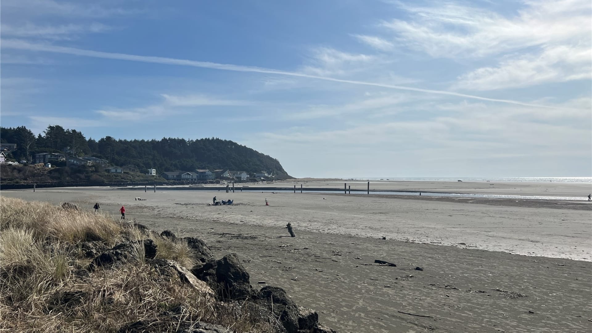 23 4th Street S, Pacific Beach, WA 98571