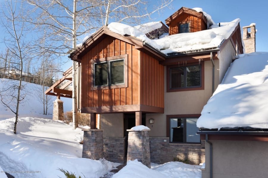 Ski Accessible Snowmass Condo-large-002-