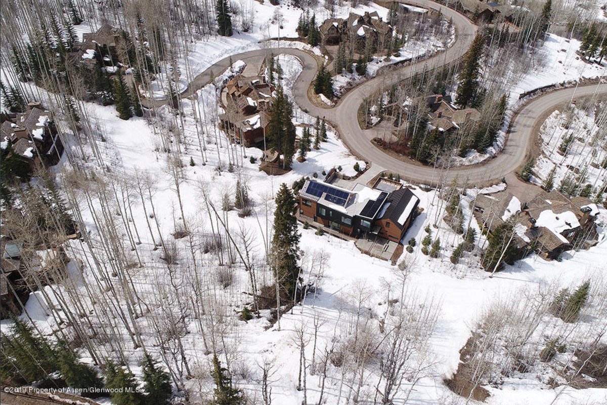 540PineCrest_Aerial_HiRes005