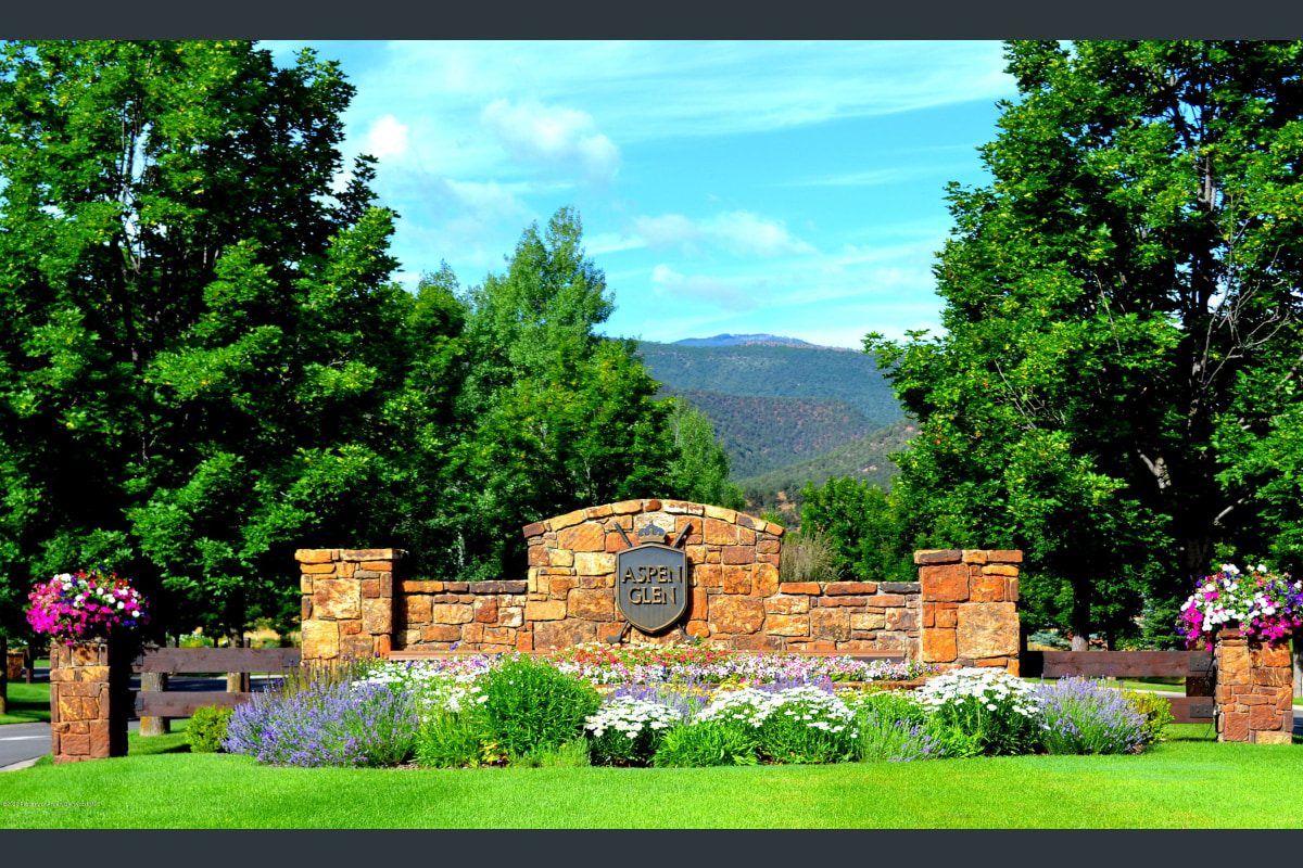 Front Gate - Summer