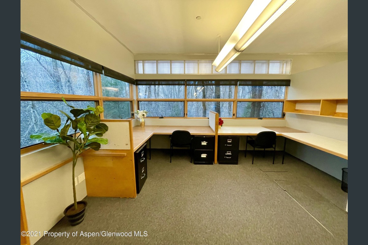 Office Desks with views