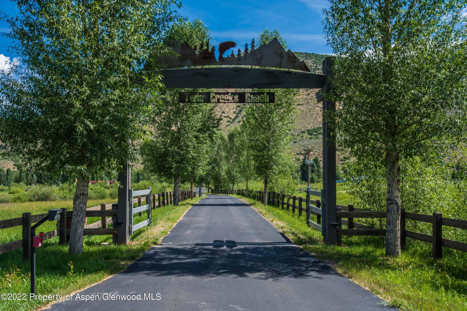 Twin Creeks Ranch Entrance