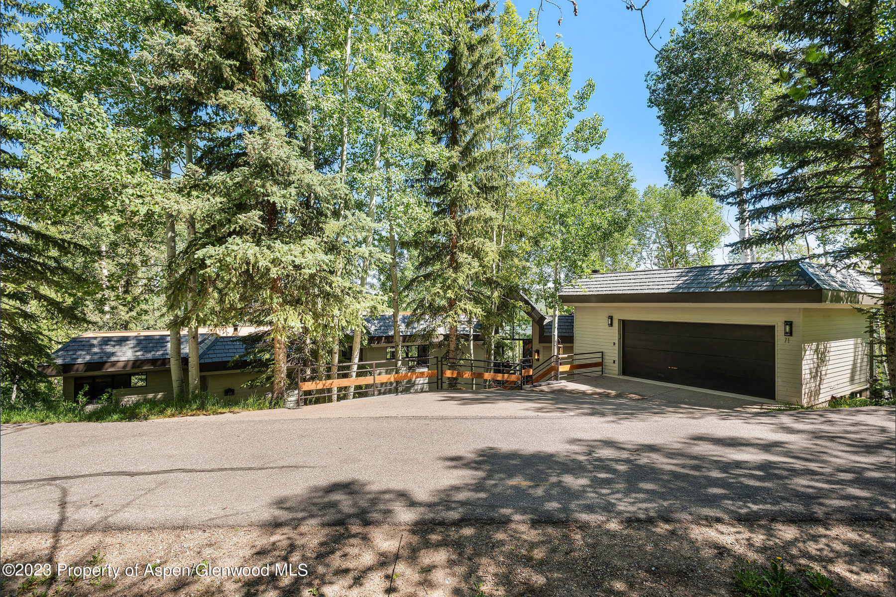 71ViewRidge_Med_23062029