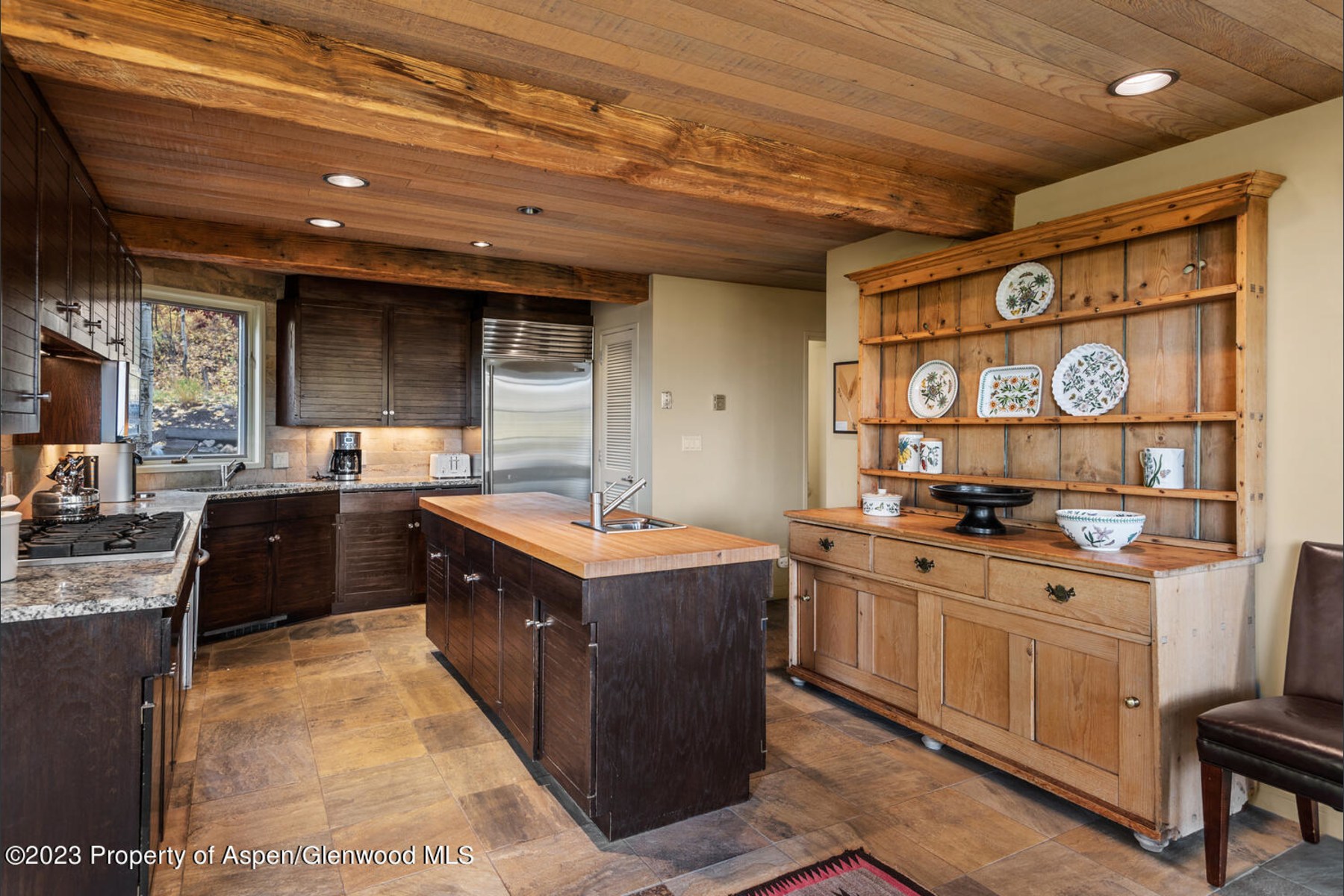 431 Edgewood Ln Snowmass-large-027-026-4