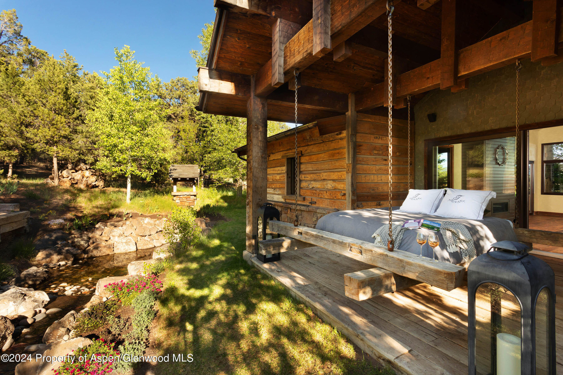 Primary Patio with King Bed