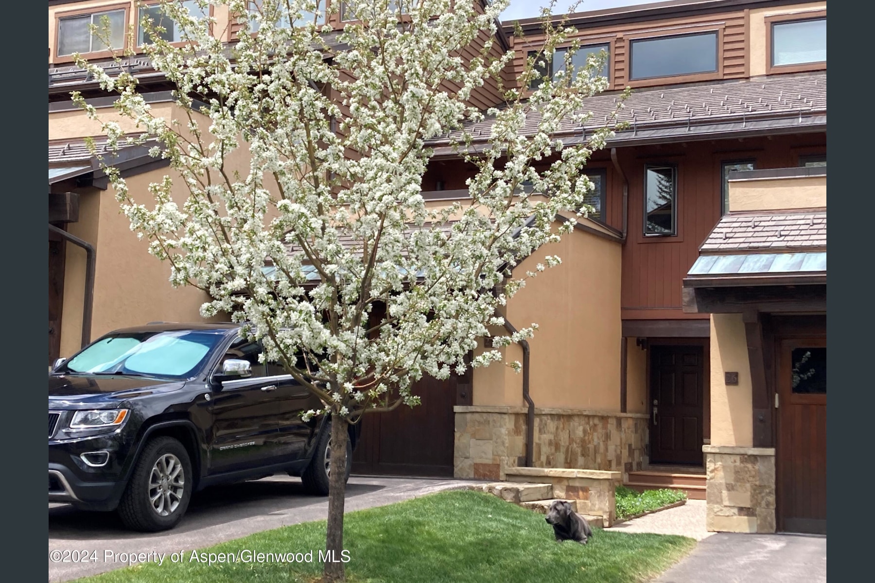 Front of Townhome