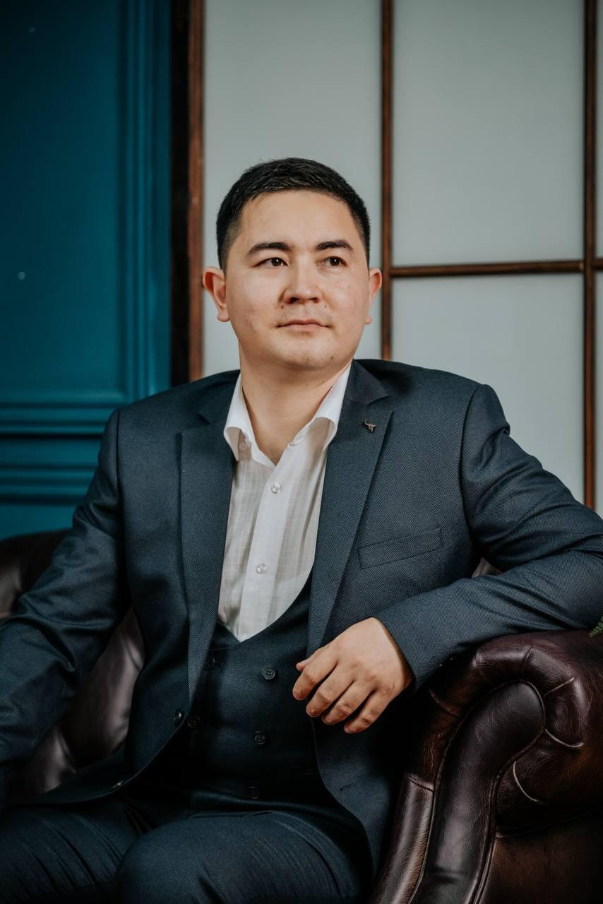 Еркин Тикенов