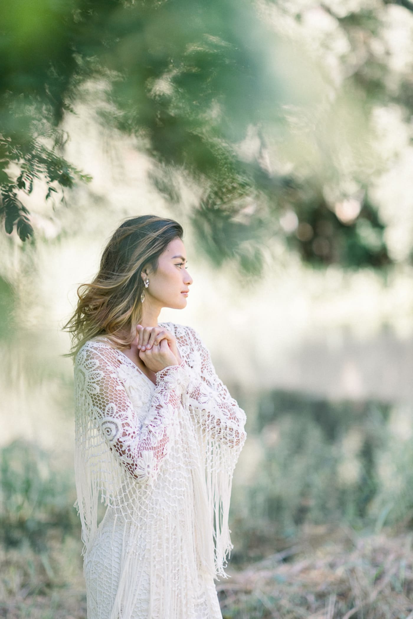 Luxury wedding photography at Hawaii resort by Visionari
