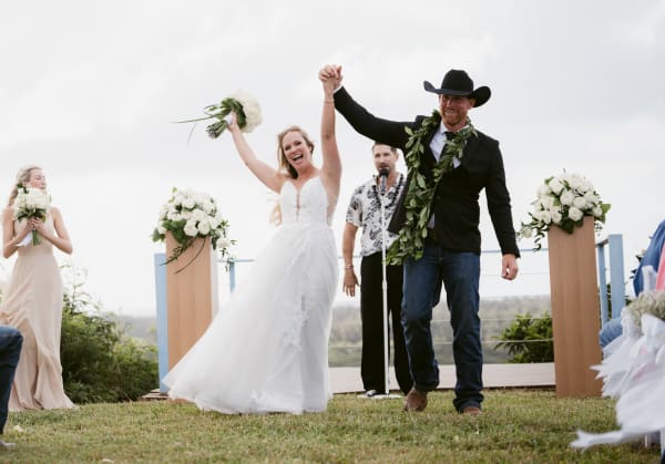Hawaii wedding photography at Pohaku Nui Ranch by Visionari