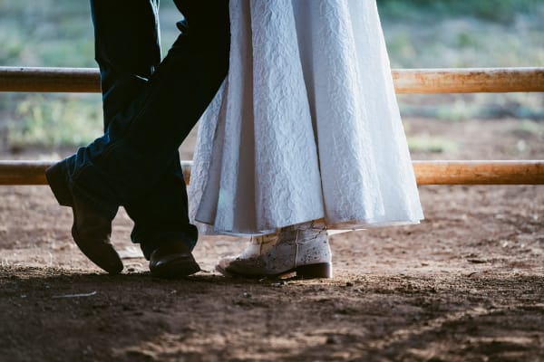 Hawaii wedding photography at Pohaku Nui Ranch by Visionari