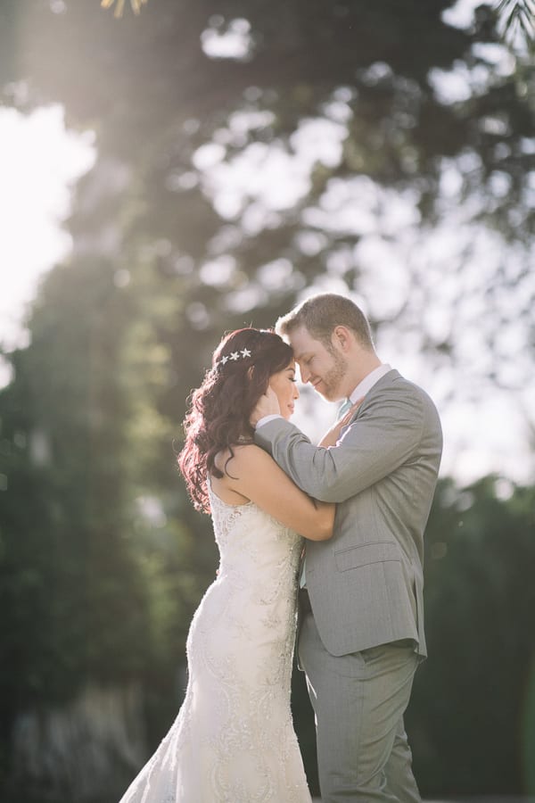 Hawaii wedding photography at The Kahala Hotel by Visionari