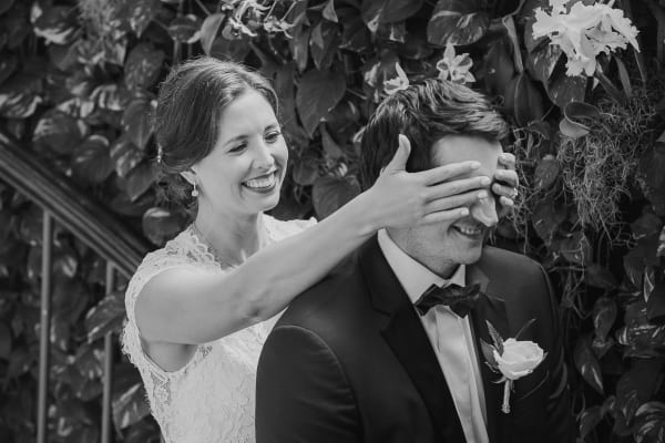 Hawaii wedding photography at The Kahala Hotel by Visionari