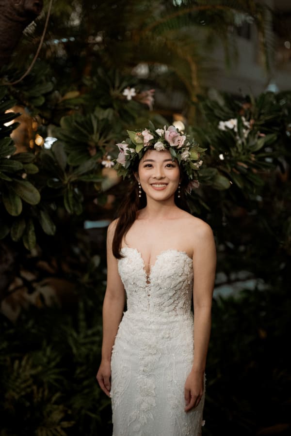 Hawaii wedding photography at The Kahala Hotel by Visionari