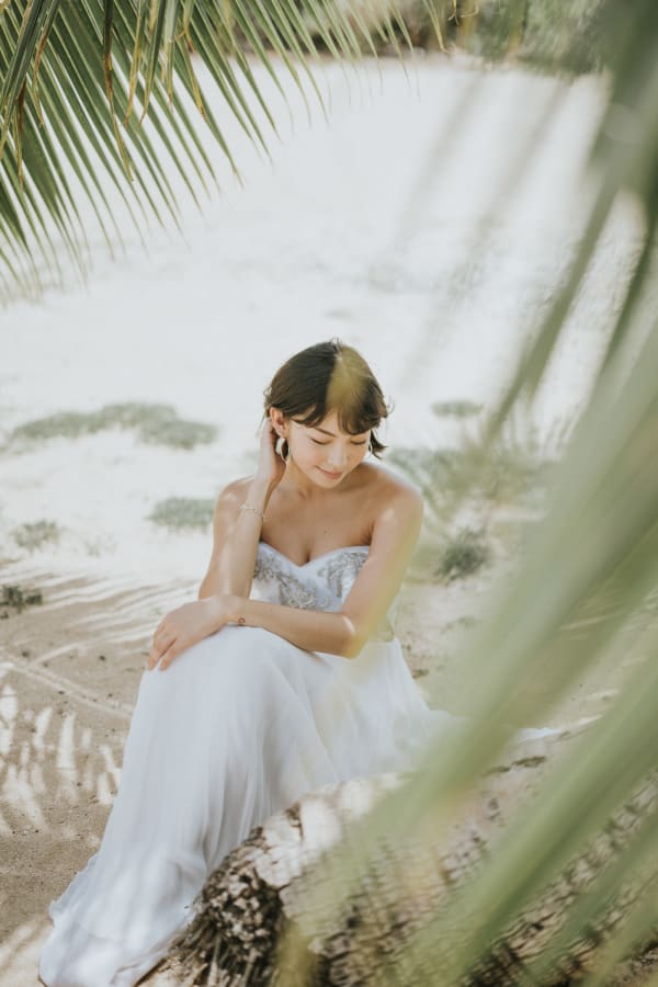 Hawaii wedding photography at The Kahala Hotel by Visionari