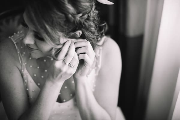 Hawaii wedding photography at Aulani by Visionari