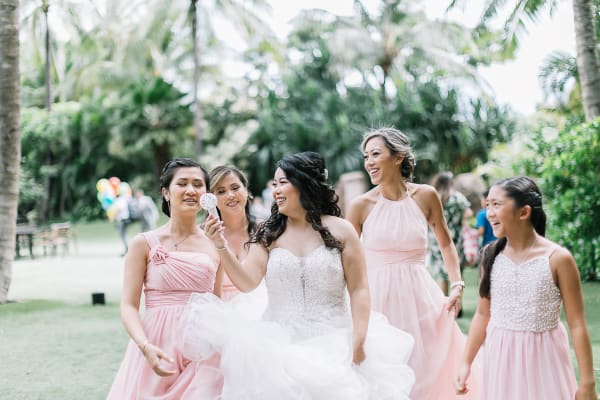 Hawaii wedding photography at Aulani by Visionari