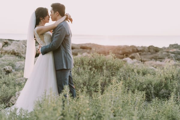 Hawaii wedding photography at Aulani by Visionari