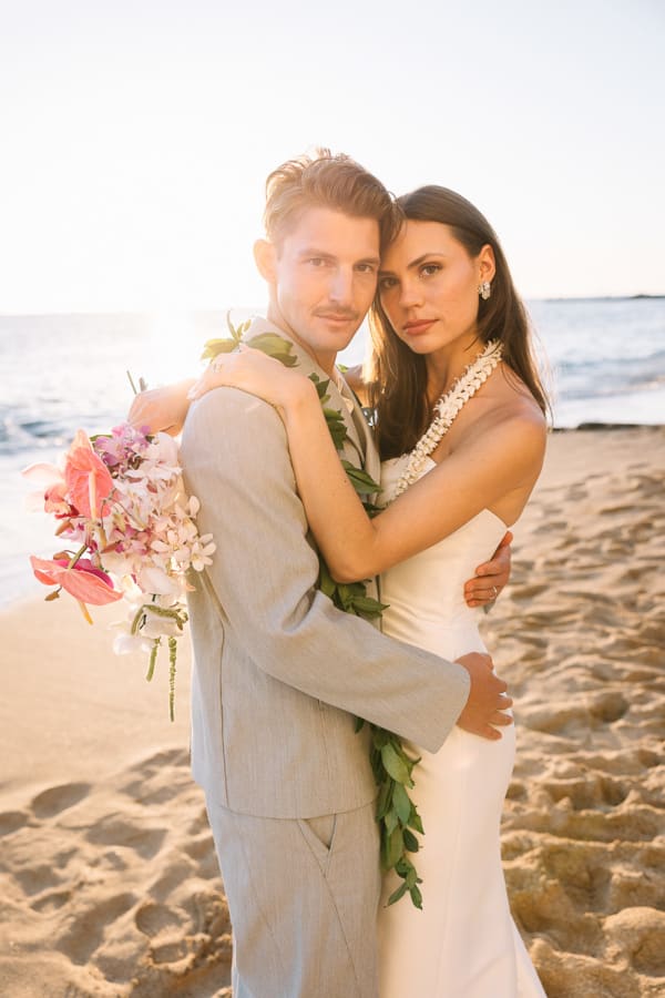 Hawaii wedding photography at Halekulani by Visionari