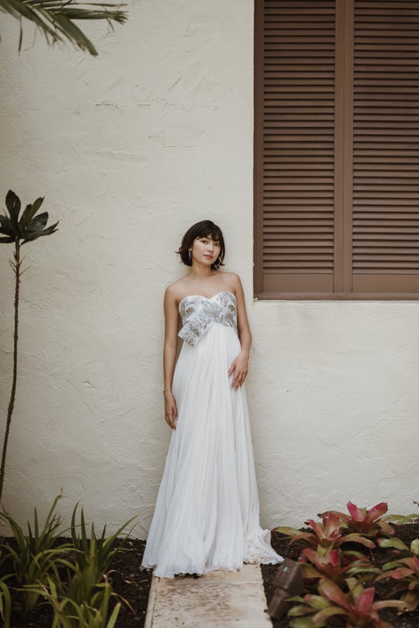 Hawaii wedding photography at Halekulani by Visionari