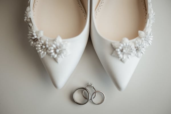 Hawaii wedding photography at Halekulani by Visionari