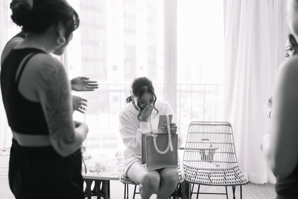 Hawaii wedding photography at Café Julia by Visionari