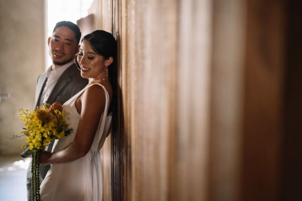 Hawaii wedding photography at Café Julia by Visionari