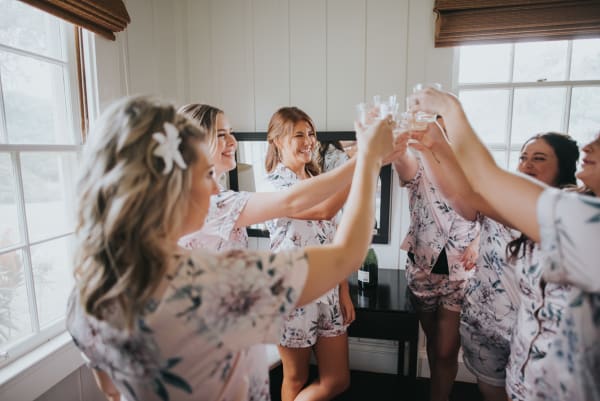 Hawaii wedding photography at Dillingham Ranch by Visionari